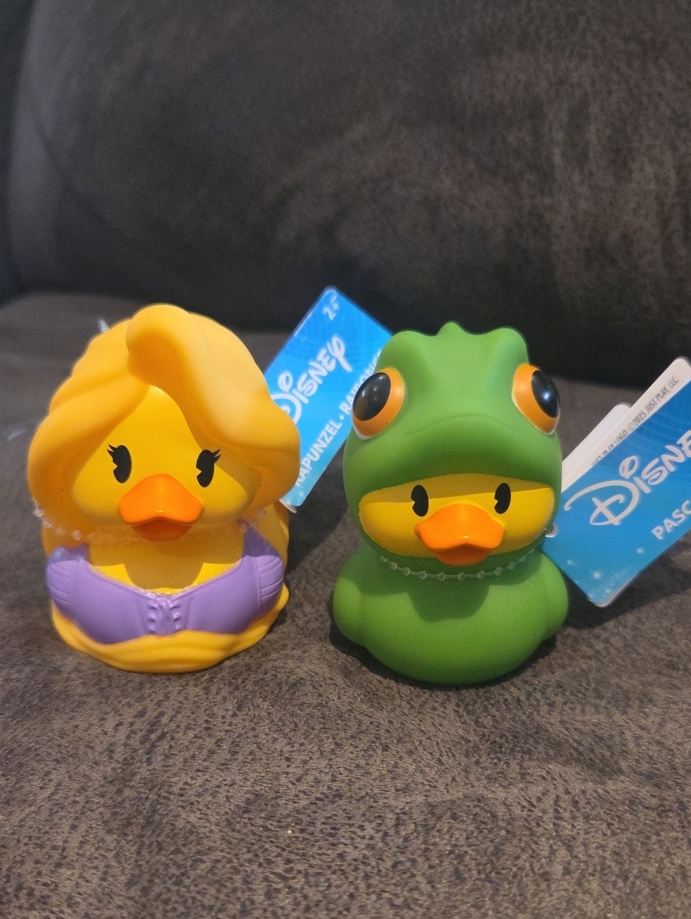 Disney Duckalooz Rapunzel & Pascal Rubber Duck Duo